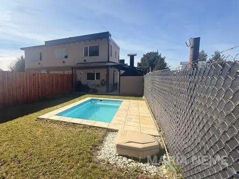 Dúplex 2 dormitorios | Jardín, pileta, parrilla | Apto crédito | Sin expensas
