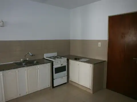 9 y 48 , Piso 8