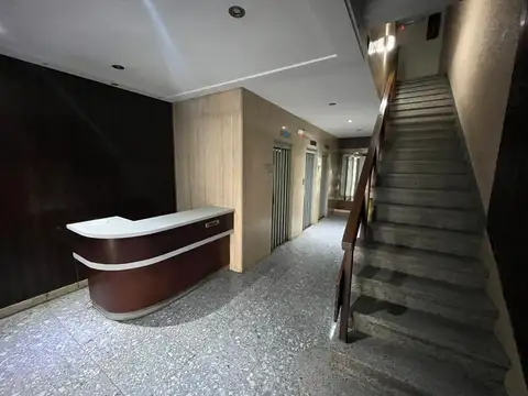 OPORTUNIDAD DEPARTAMENTO 2 AMBIENTES INTERNO LUMINOSO, ZONA CENTRO