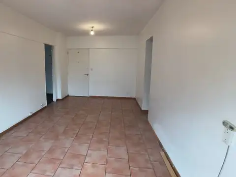 Avenida Álvarez Jonte 5100, Piso 2