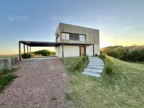 Venta casa 3 dormitorios. Chihuahua, Punta Ballena 