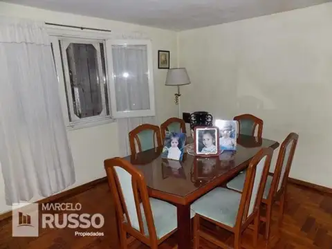 Casa en Venta en Villa Santos Tesei, USD 140.000