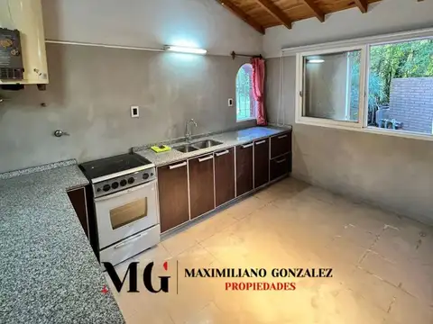 Casa 5 ambientes con 4 baños