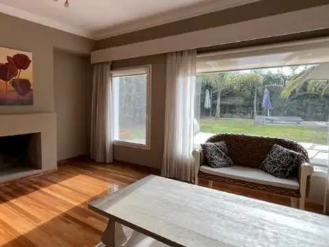 Casa en Venta en Pilar, USD 280.000