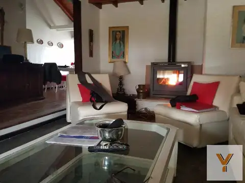 Casa en venta - 3 Dormitorios 3 Baños - 450Mts2 - Pinamar
