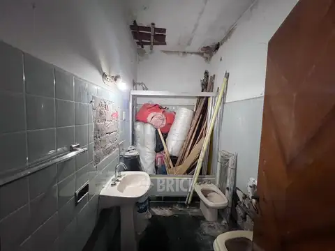 Depto Tipo Casa en Venta 40 años