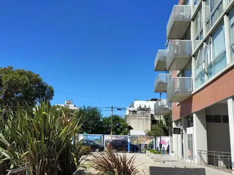 VENTA COCHERA FIJA  , cubierta  en el corredor Donado Holmberg en Villa Urquiza, Capital Federal