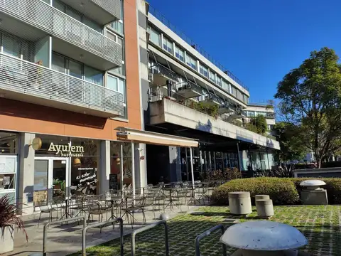 VENTA COCHERA FIJA  , cubierta  en el corredor Donado Holmberg en Villa Urquiza, Capital Federal