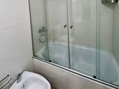 Departamento en Alquiler en Chacarita, $ 600.000