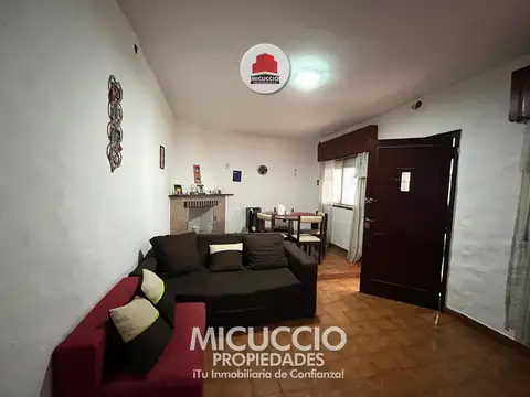 Casa en Venta con 1 cochera