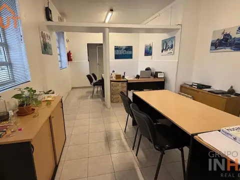 Oficina en Venta con 1 cochera
