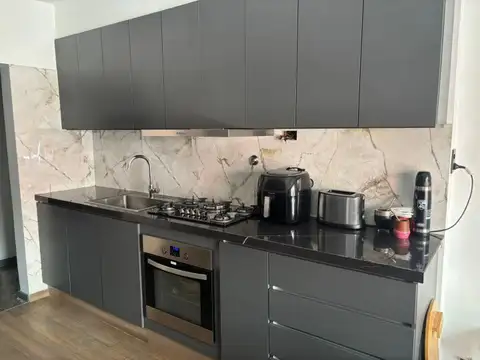 Alquiler casa 4 Ambientes con Pileta, Parrilla y cochera Vicente Lopéz