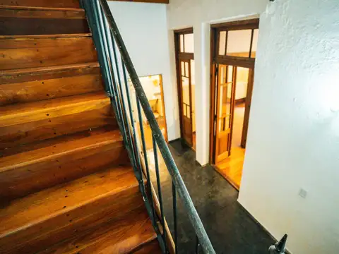 Depto Tipo Casa en Venta en Centro, USD 130.000