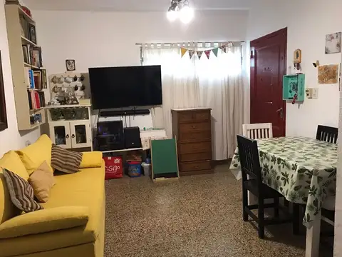 Depto Tipo Casa 3 ambientes con 1 baño