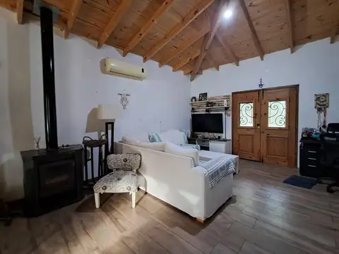 Casa 5 ambientes con 3 baños