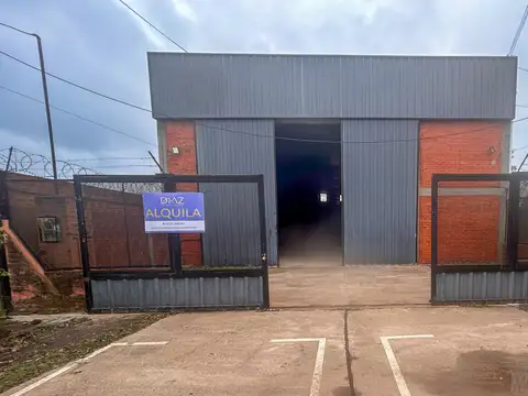 Alquiler | Galpón  | Av. Martina (pasando Efren López)