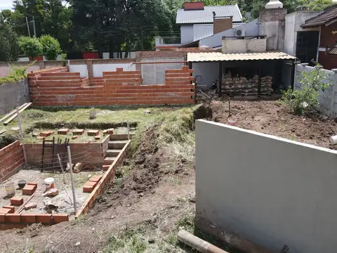 Terreno 450 m² en Francisco Álvarez – U$S 49.900 – Acepta permuta