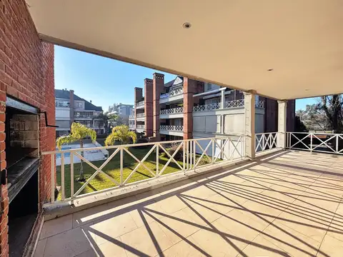 Departamento en Alquiler de 3 dormitorios