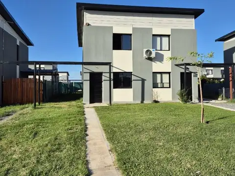 Casa en Alquiler en Umbrales De La Merced, $ 700.000