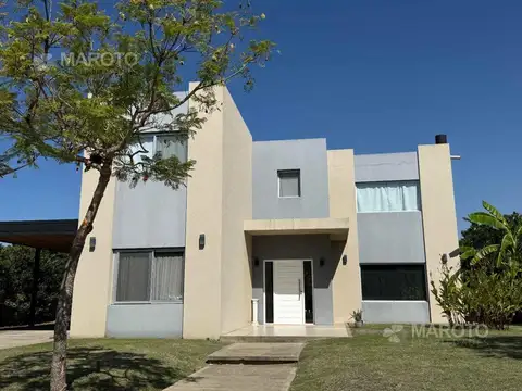 Casa en Alquiler de 4 dormitorios