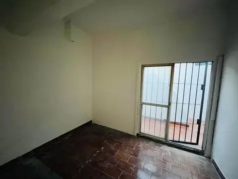 Depto Tipo Casa en Venta en Lanús Este, USD 49.000
