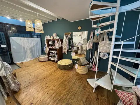 Local en Alquiler 60 años