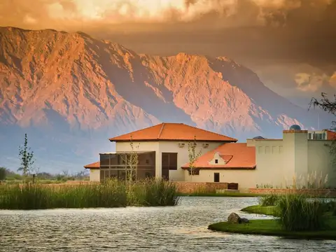 Terreno en Venta en Cafayate, USD 110.000