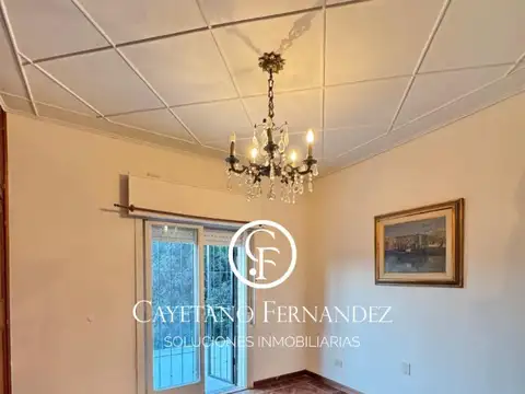 Casa 6 ambientes con 4 baños