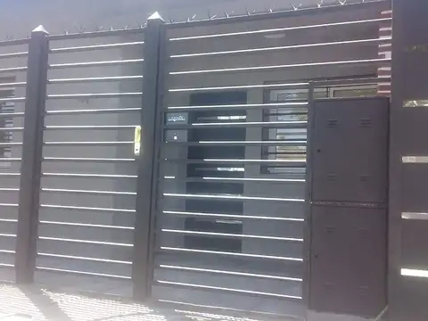 M. Moreno 1500. PH 4 amb. 2 Patios Terraza Gigante!