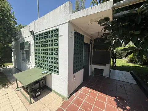 CASA | 4 AMBIENTES | GRAN JARDÍN | TRACTO ABREVIADO | TODO EN PLANTA BAJA | BARRIO BONANZA