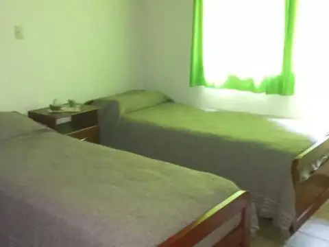 chalet 4 AMBIENTES CON cochera