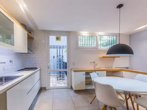 Depto Tipo Casa en Venta con 2 cocheras