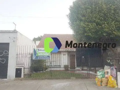 Casa - Venta - Argentina, Berazategui - Calle 151 A 3147