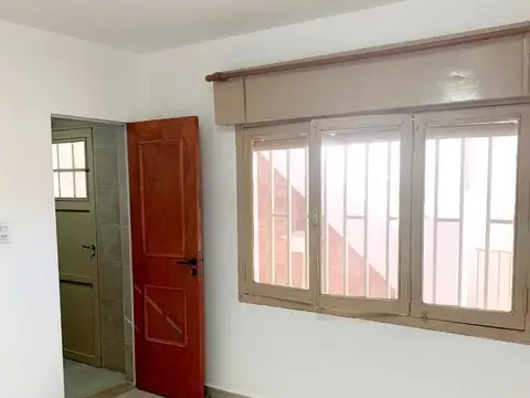 Depto Tipo Casa en Venta de 1 dormitorio