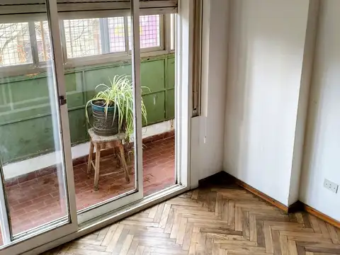 Zeballos 1000, Piso 3