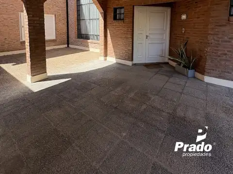 Casa en Venta en Plaza Guemes, USD 520.000