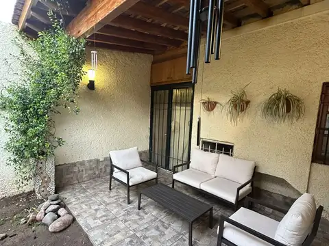 Casa en Alquiler de 3 dormitorios