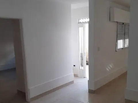 Depto Tipo Casa en Alquiler de 1 dormitorio
