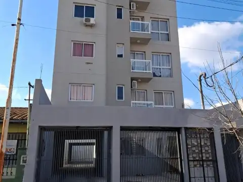 ALQUILER 2 AMB BALCON PRIMER PISO
