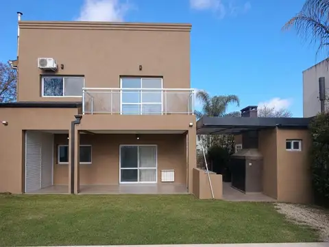 Casa en Venta en Hudson Chico, USD 275.000