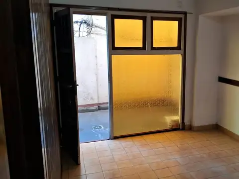 OFICINA EN ALQUILER O COMPRA ZONA SALTA 1600