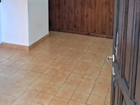 OFICINA EN ALQUILER O COMPRA ZONA SALTA 1600