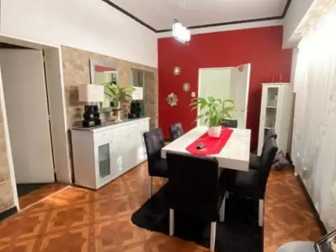 Depto Tipo Casa en Venta de 4 dormitorios