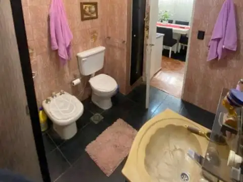 Depto Tipo Casa en Venta 40 años