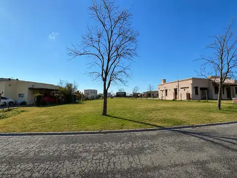 Lote en El Canton - Barrio El Golf