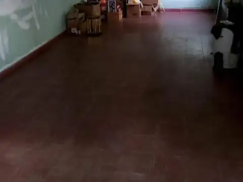Departamento en venta - 3 dormitorios 1 baños - 85 mts2 - Villa Elvira