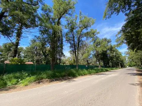 Libertador  al 5400  ( moreno) 20 cuadras de acceso oeste  tantonpara zona c.a.b.a o para zona alvarez lujan etc /buen ayre.  Centro comercial moreno / 15 cuadras de cruce cautelar.