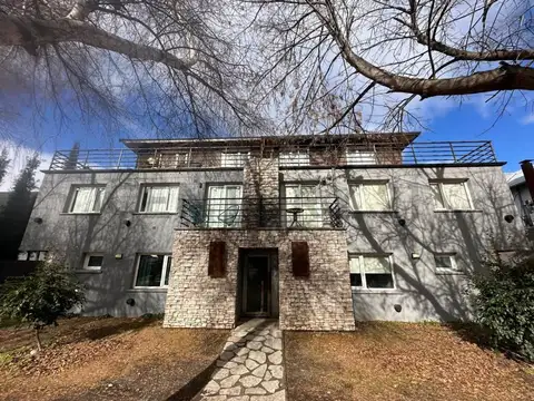 Venta departamento san martin de los andes . casco centrico