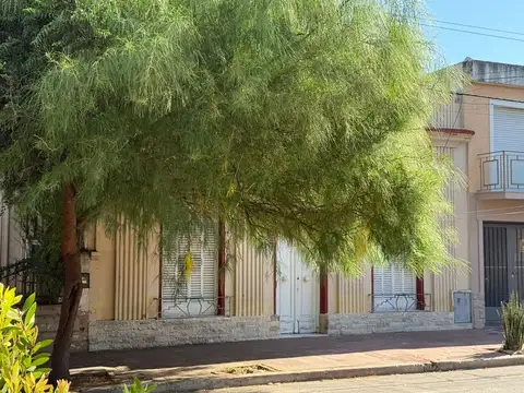 Terreno en Venta en Alberdi, USD 119.000