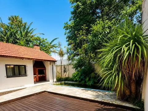VENTA CASA 4 AMBIENTES QUILMES OESTE